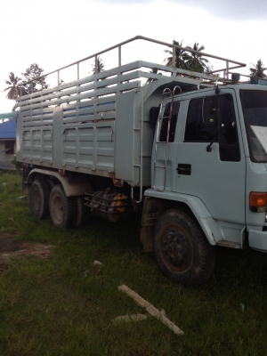 ขายด่วน 10 ล้อ ISUZU 175 โบ ราคา 700,000 บาท