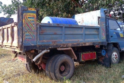 **440,000 บ.ต่อรอง**ขาย6ล้อดั้มดิน115ประกอบ ISUZU NPR59G เครื่อง4BD1 115แรง เครื่องดีแรงดี ช่วงล่างFหน้า-หลัง สโลว คัสซีดีตำหนินิดหน่อย กระบะดั้มเหล็ก5ตัน 3.60ม.สภาพดีพื้นดีข้างสวยไม่ผุ หัวเก๋งดีภายในดีคอนโซลครบ แอร์ พ.พาวเวอร์ ยาง8.25ดี6เส้น สีสันโอเค พร