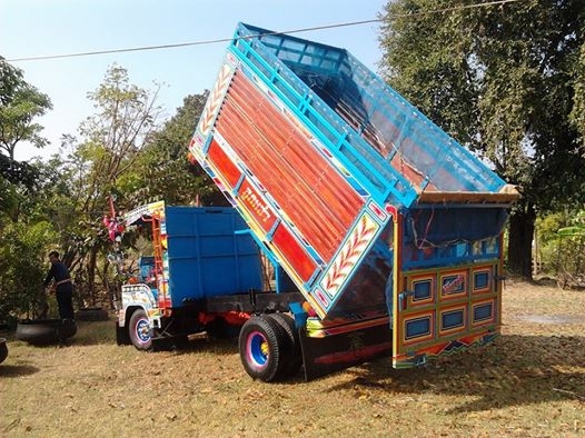 ขายรถอีแต๋นดั้มเครื่องยันมาร์ 16 แรง