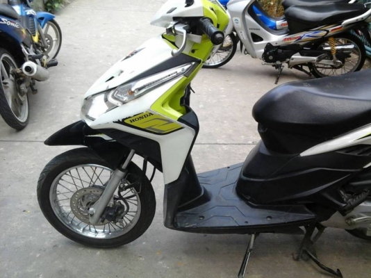 Click i ปี 54 เครื่องเดิม แน่น ไม่หอน ไม่ควัน คุ้มแน่นอน Click i ปี 54 เครื่องเดิม แน่น ไม่หอน ไม่ควัน คุ้มแน่นอน