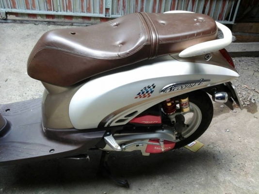 Scoopy i ปี 55 สีขาว ล้อแม็ค รถสวย เครื่องเดิมแน่น ทะเบียนเลขสวยมาก 11 เอกสารครบ