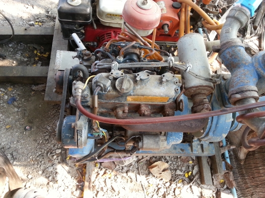 ขายเครื่อง kubota3สูบพร้อมปั้มรดน้ำ