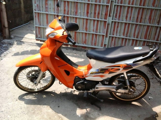 Wave 125 r ปี 48 รถสวย ชุดสีสด เครื่องเดิมแน่นๆ ท้าพิสูจน์ ลองขับได้ทุกวัน