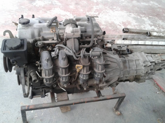 ขายด่วน... เครื่อง+เกียร์ รถตู้ จอยลอง ราคาคุยได้...........