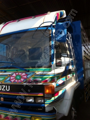 รถบรรทุก 10 ล้อ ยี่ห้อ ISUZU 230 แรงม้า /// ติดต่อเจ้าของโดยตรงคุณวิทยา โทร.089-205-4629