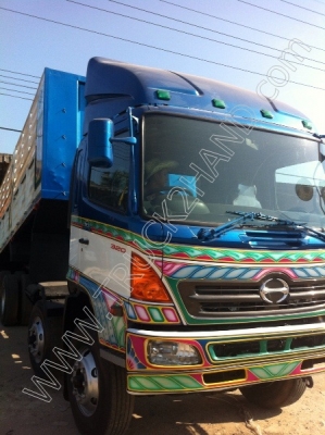 รถบรรทุก 12 ล้อ ยี่ห้อ HINO รุ่น FM2P  320 แรงม้า /// ติดต่อเจ้าของโดยตรงคุณวิทยา โทร.089-205-4629