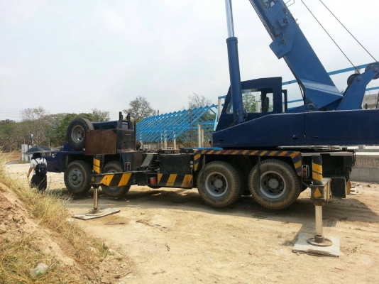 รถเครน 25 ตัน TADANO แขนยาว ทะเบียนป้ายขาว