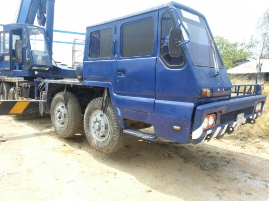 รถเครน 25 ตัน TADANO แขนยาว ทะเบียนป้ายขาว