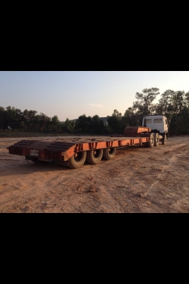 รถหัวลากBenzพร้อมหางโลเบท