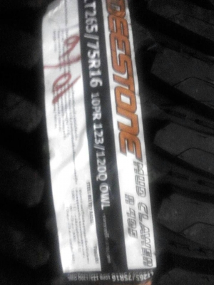 ยางใหม่ดอกมัด265 75R16MTปี13ดีสโตน ยางใหม่ดอกมัด265 75R16MTปี13ดีสโตน