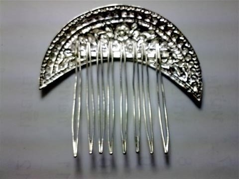 ปิ่นเงินโบราณ