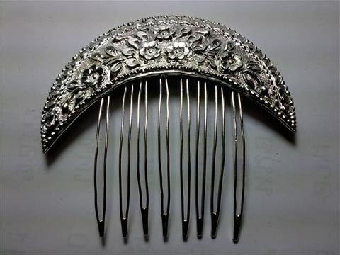 ปิ่นเงินโบราณ