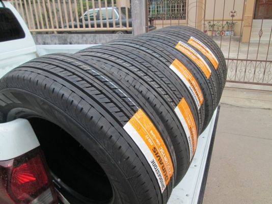 ขายยางใหม่ BRIDGESTONE DURAVIS R611 215 70 R15C เส้นละ3000 ขายยางใหม่ BRIDGESTONE DURAVIS R611 215 70 R15C เส้นละ3000