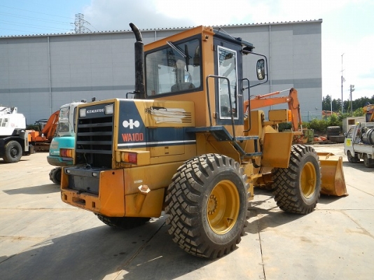 Lot.162 Komatsu WA100