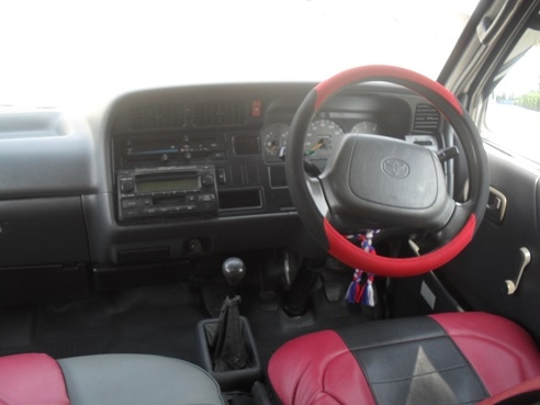 ขายรถตู้หลังคาสูง ปี2002 สภาพดี. พร้อมใช้