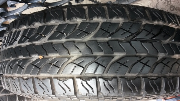 yokohama265/70/16 at