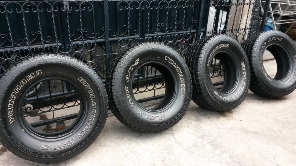 yokohama265/70/16 at