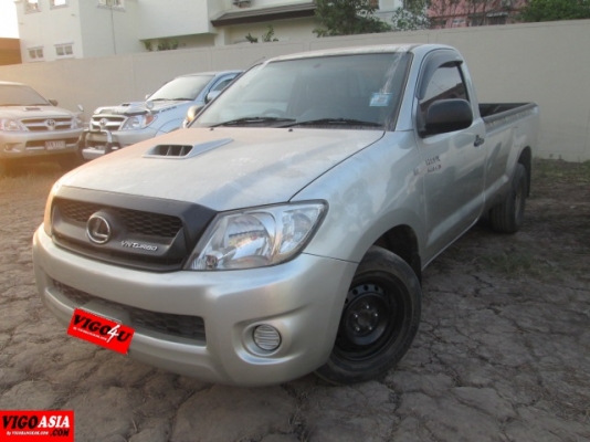 VIGO 2WD 3.0J MT Standart SILVER