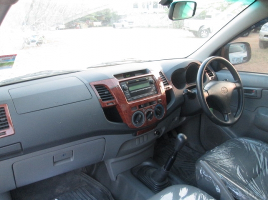 VIGO 2WD 3.0J MT Standart SILVER