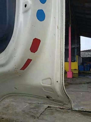 รถฮีโน่ 10 ล้อ  FL1J  รั้ว ( ไม่ดั้ม )  220 แรงม้า. ปี 51  สนใจติดต่อ 081 - 6079515