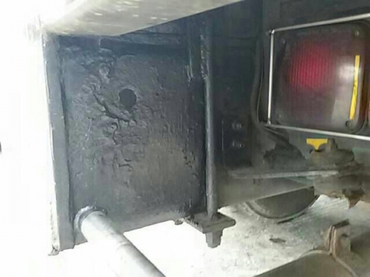 รถฮีโน่ 10 ล้อ  FL1J  รั้ว ( ไม่ดั้ม )  220 แรงม้า. ปี 51  สนใจติดต่อ 081 - 6079515