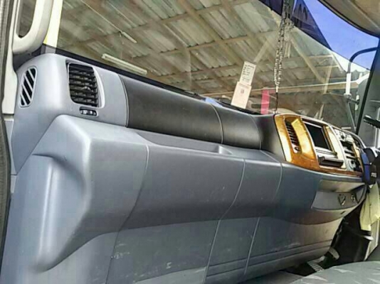 รถฮีโน่ 10 ล้อ  FL1J  รั้ว ( ไม่ดั้ม )  220 แรงม้า. ปี 51  สนใจติดต่อ 081 - 6079515