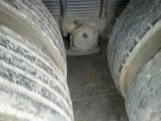 รถฮีโน่ 10 ล้อ  FL1J  รั้ว ( ไม่ดั้ม )  220 แรงม้า. ปี 51  สนใจติดต่อ 081 - 6079515