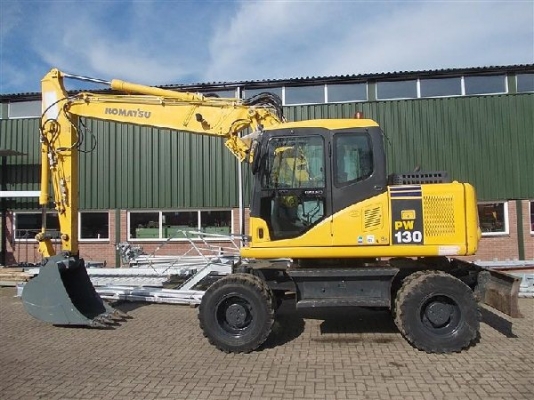 KOMATSU PW130-7 มือสองเมืองนอก นำเข้ามาขาย ติดต่อ 098-246-3778 น๊อค ครับ KOMATSU PW130-7 มือสองเมืองนอก นำเข้ามาขาย ติดต่อ 098-246-3778 น๊อค ครับ