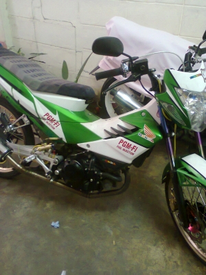 โซนิคตัาไหม่แท้เครื่องเดิมๆไม่เคยแต่งตาดมือ