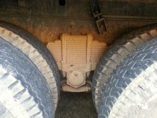 รถฮีโน่ 10 ล้อดั้ม 320 แรงม้า. ปี 50  สนใจติดต่อ 081 - 6079515