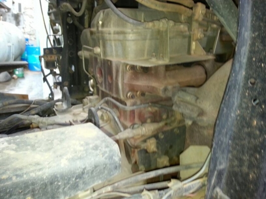 รถฮีโน่ 10 ล้อดั้ม 320 แรงม้า. ปี 50  สนใจติดต่อ 081 - 6079515