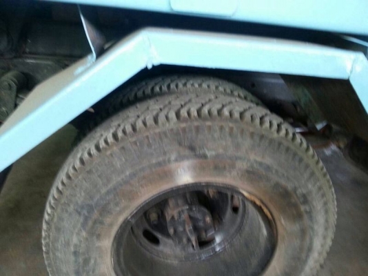 รถอีซูซุ 6 ล้อดั้ม NKR 88 แรงม้า. ปี 36  สนใจติดต่อ 081 - 6079515