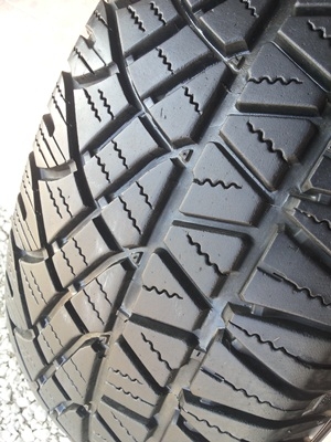 ขายยาง255/70/15 ปี 2810 MICHERLIN LATITUDE Cross 1 ชุด