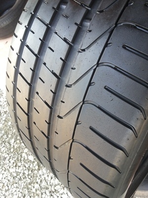 ขายยาง285/30/19 ปี 1111 PIRELLI P ZERO 1 คู่