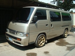 ขายรถตู้แต่งสวยๆเดิมๆครับ