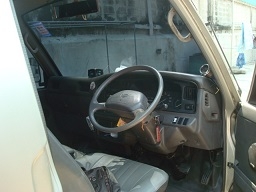 ขายรถตู้แต่งสวยๆเดิมๆครับ