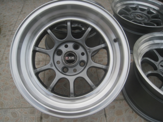 ขายล้อแม็กมือ2 ลาย xxr226 15"x8" et20 4h100 ทำสีมาใหม่ สีเทากันขอบเงา ไม่มีซ่อมครับ  สนใจติดต่อเล็กคลองสามครับ (081-3747940)