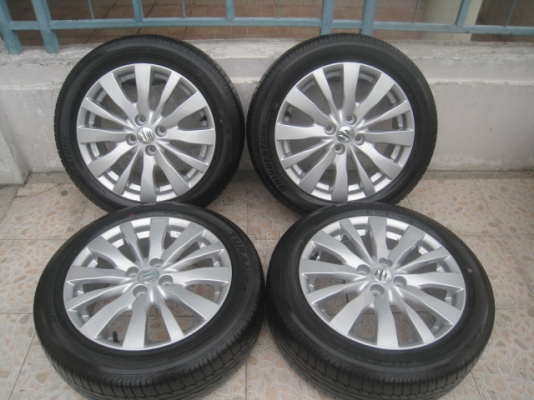 ขายล้อแม็กป้ายแดง Suzuki swift 16"x6" et45 4รู100 พร้อมยาง Bridgestone Turanza er300 185/55r16 ยางผลิตสัปดาห์ที่44 ปี13 ตุ่มและสีที่หน้ายางมีทุกเส้นครับ  สนใจติดต่อเล็กคลองสามครับ 081-3747940