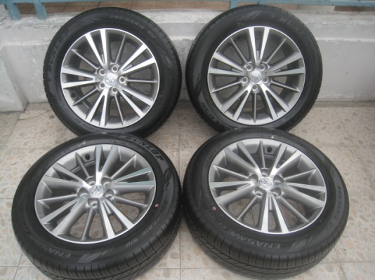ขายล้อแม็กป้ายแดง new altis 16"x6.5" et39 5h100 + ยาง dunlop enasave ec300 205/55r16 ยางผลิตสัปดาห์ที่ 6 -2เส้น 7-2เส้น ปี14 ตุ่มและสีที่หน้ายางมีทุกเส้นครับ  สนใจติดต่อเล็กคลองสามครับ (081-3747940)