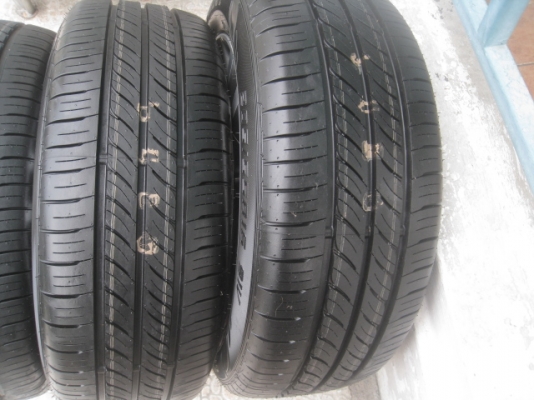 ขายล้อแม็กป้ายแดง new altis 16"x6.5" et39 5h100 + ยาง dunlop enasave ec300 205/55r16 ยางผลิตสัปดาห์ที่ 6 -2เส้น 7-2เส้น ปี14 ตุ่มและสีที่หน้ายางมีทุกเส้นครับ  สนใจติดต่อเล็กคลองสามครับ (081-3747940)