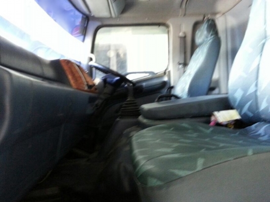 รถฮีโน่ 10 ล้อดั้ม 320 แรงม้า. ปี 55 สนใจติดต่อ 081 - 6079515