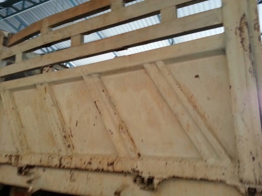 รถฮีโน่ 10 ล้อดั้ม 320 แรงม้า. ปี 46  ( รถวิ่ง 1xx,xxx กม. )   สนใจติดต่อ 081 - 6079515