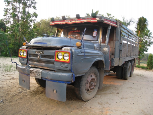 สิบล้อหน้ายาว 1 เพลา ดั๊ม เครื่อง 6BฺB 145 แรง