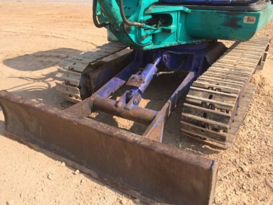 ขายรถแบคโฮ KOMATSU PC30-7E คอลโทรลสั้น ปั้มนิ้ว นำเข้าจากญี่ปุ่น มีVDO การทำงานครับ