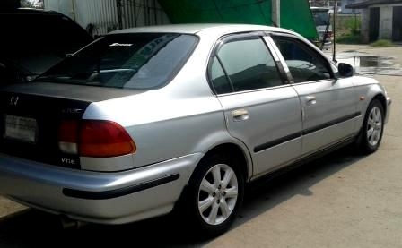 ขาย civic ตาโต พร้อมใช้ ราคา 95000