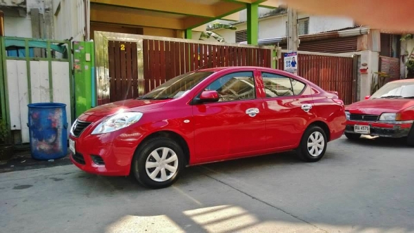 NISSAN Almera 2013 AT วิ่ง 10300 9เดือน ขายถูก ซื้อสดลดได้เยอะ