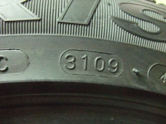 ยาง Maxxis 185/55/15 ปี 09