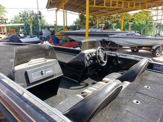 ขายเรือ copba 21 f เครื่อง เมอคิวรี่ 225hp หัวฉีด พร้อมเทลเลอร์ 350000 บาท สภาพสวยครับ ขายเรือ copba 21 f เครื่อง เมอคิวรี่ 225hp หัวฉีด พร้อมเทลเลอร์ 350000 บาท สภาพสวยครับ