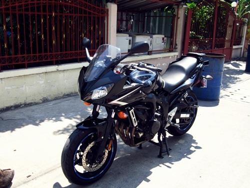 ขาย yamaha fz6 ปี 2008 รถศูนย์ทะเบียนแท้ๆพร้อมโอน