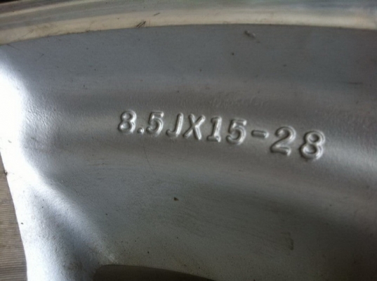 BF Goodrich Mud-terrain KM 31 10.5 r15 + ล้อแม็กซ์ 15x8.5 -28 BF Goodrich Mud-terrain KM 31 10.5 r15 + ล้อแม็กซ์ 15x8.5 -28